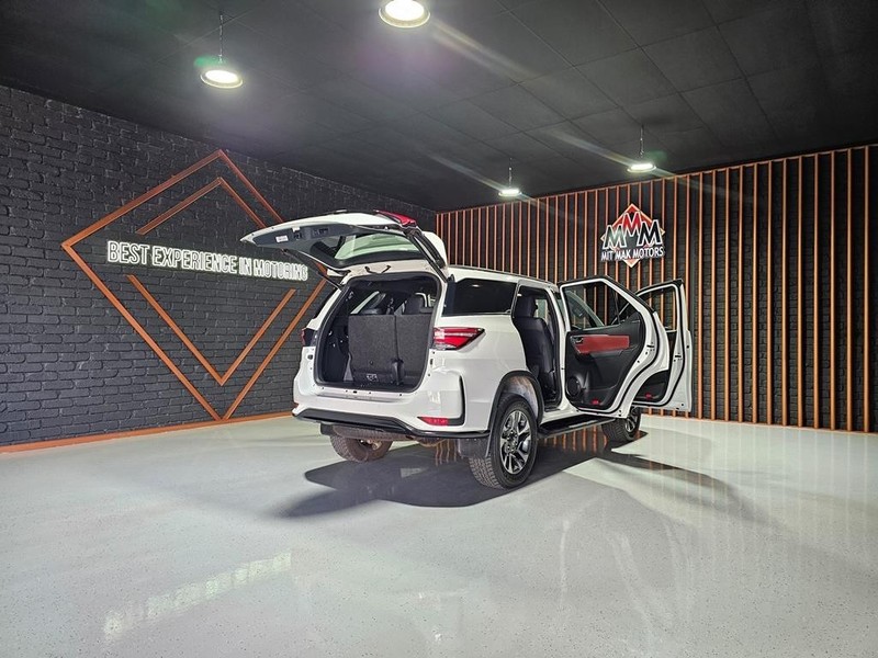 Toyota Fortuner - Mit Mak Motors - Image 26
