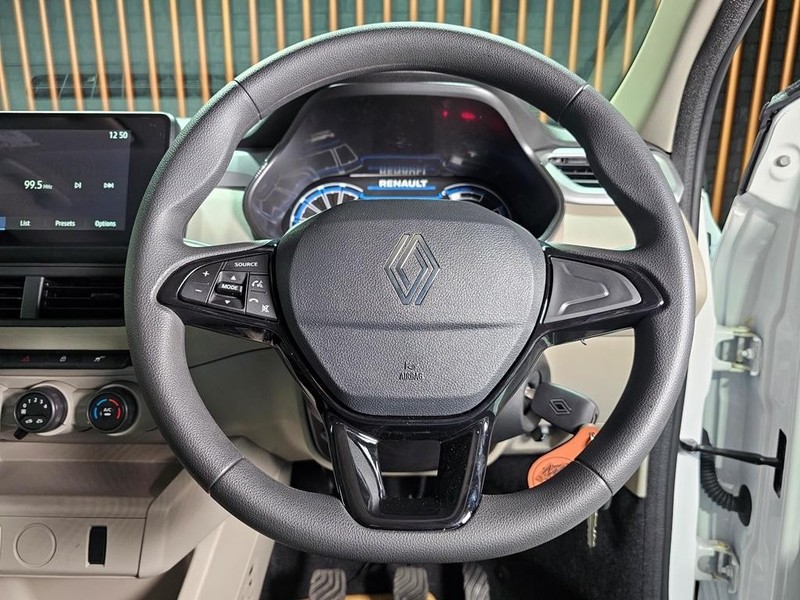 Renault Triber - Mit Mak Motors - Image 11