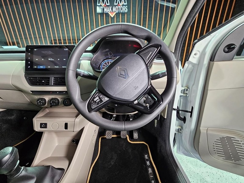 Renault Triber - Mit Mak Motors - Image 17