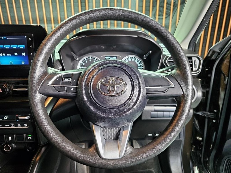 Toyota Urban Cruiser - Mit Mak Motors - Image 11