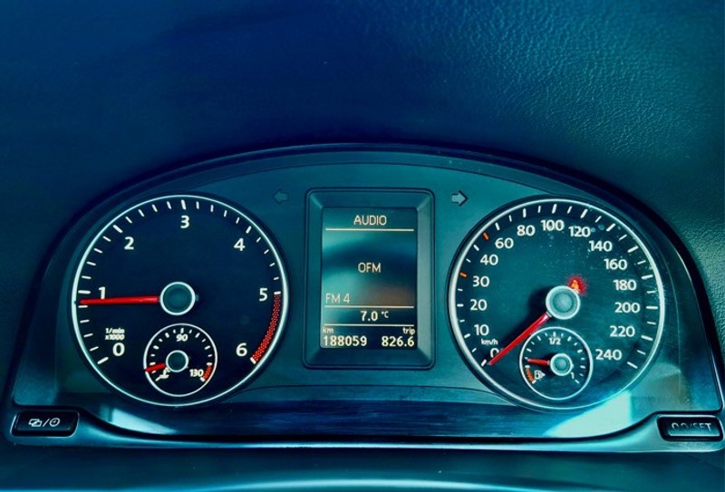 Volkswagen Touran - Parkview Auto Vereeniging - Image 15
