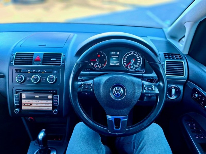 Volkswagen Touran - Parkview Auto Vereeniging - Image 14