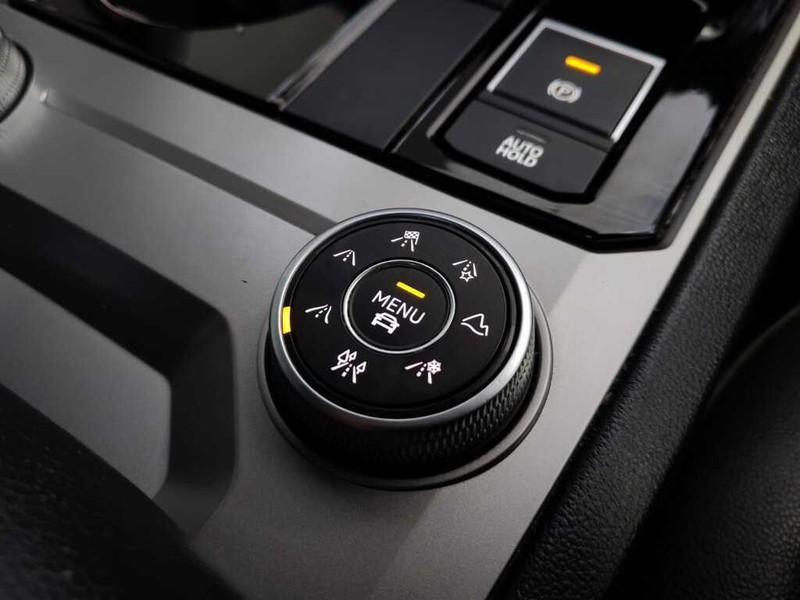 Volkswagen Touareg - Auto Investments Hatfield - Image 12