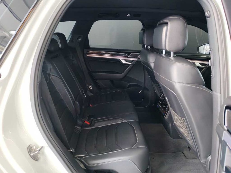 Volkswagen Touareg - Auto Investments Hatfield - Image 9