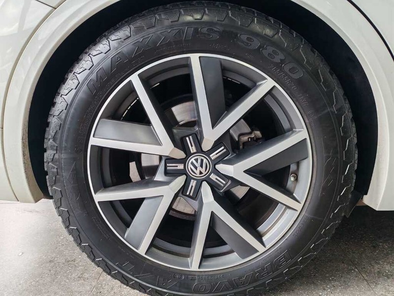 Volkswagen Touareg - Auto Investments Hatfield - Image 6