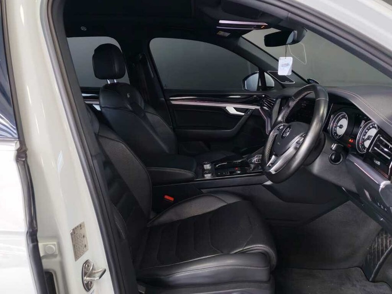 Volkswagen Touareg - Auto Investments Hatfield - Image 10