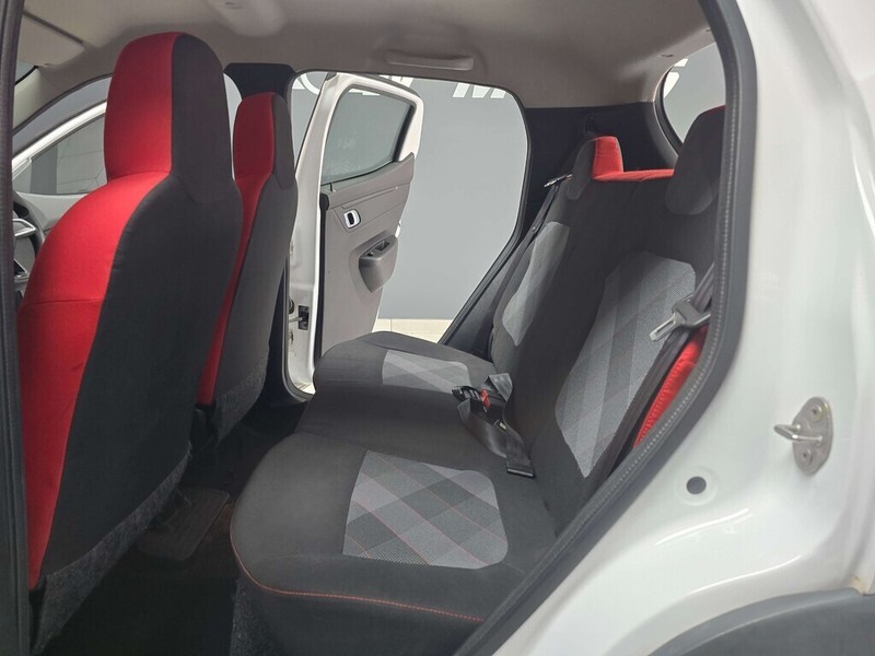 Renault KWID - WP Motors - Image 17