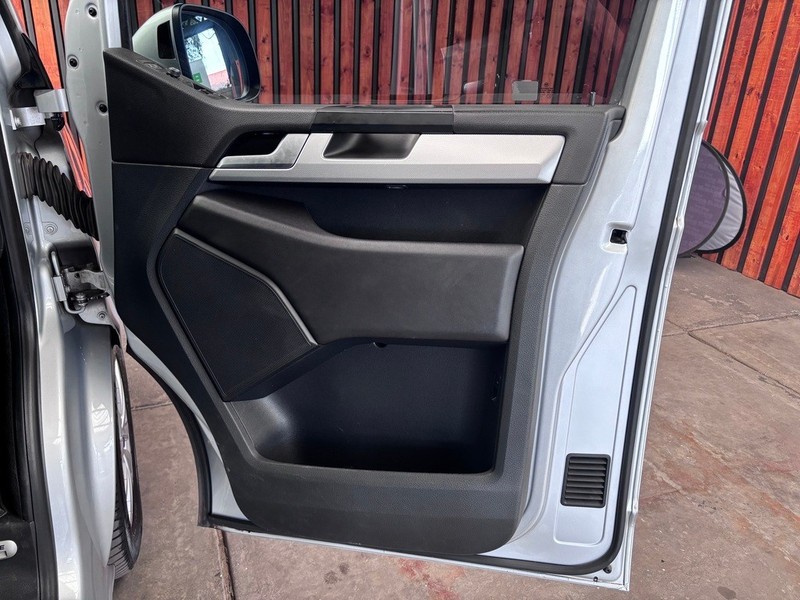 Volkswagen Transporter - We Buy Bakkies - Image 8