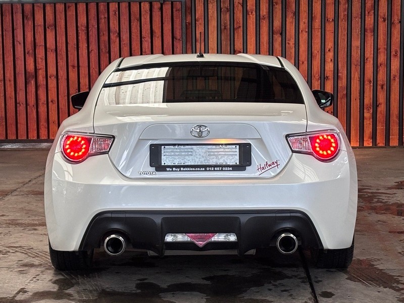 Toyota 86 - We Buy Bakkies - Image 5