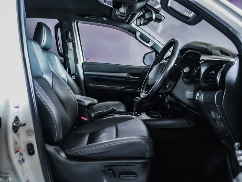 Toyota Hilux - Ford Sandton - Image 12