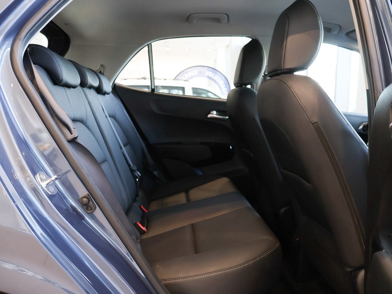Kia Picanto - Hatfield VW Melrose Arch - Image 9