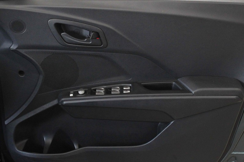 Mahindra XUV300 - Jetour Tygervalley - Image 17
