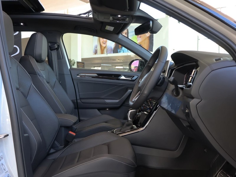 Volkswagen T-Roc - Hatfield VW Rivonia - Image 25