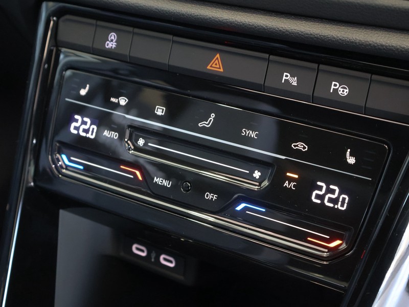 Volkswagen T-Roc - Hatfield VW Rivonia - Image 32