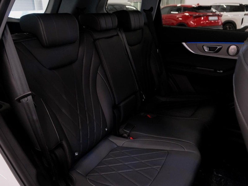 Chery Tiggo 8 Pro - Chery Waterfall - Image 21