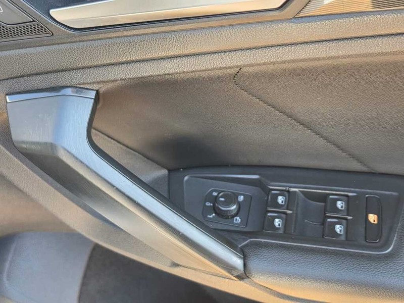 Volkswagen Tiguan - Evolution Cars - Image 7