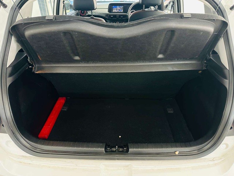 Hyundai i10 - Thorp Tableview - Image 8