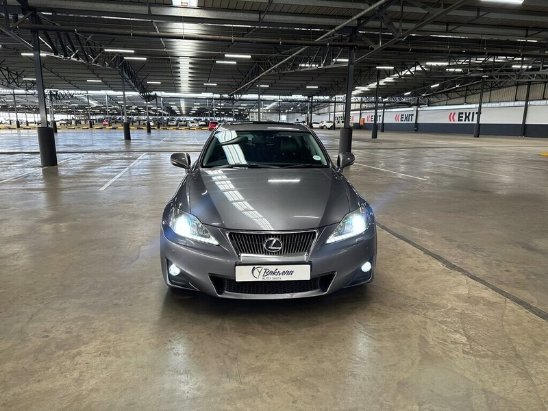Lexus IS - Bakwena Auto Sales - Image 2