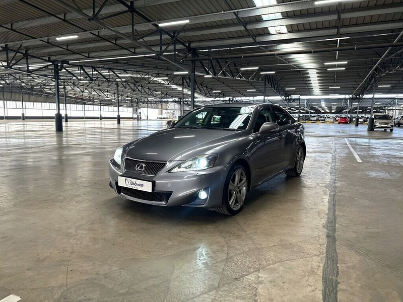 Lexus IS - Bakwena Auto Sales - Image 3