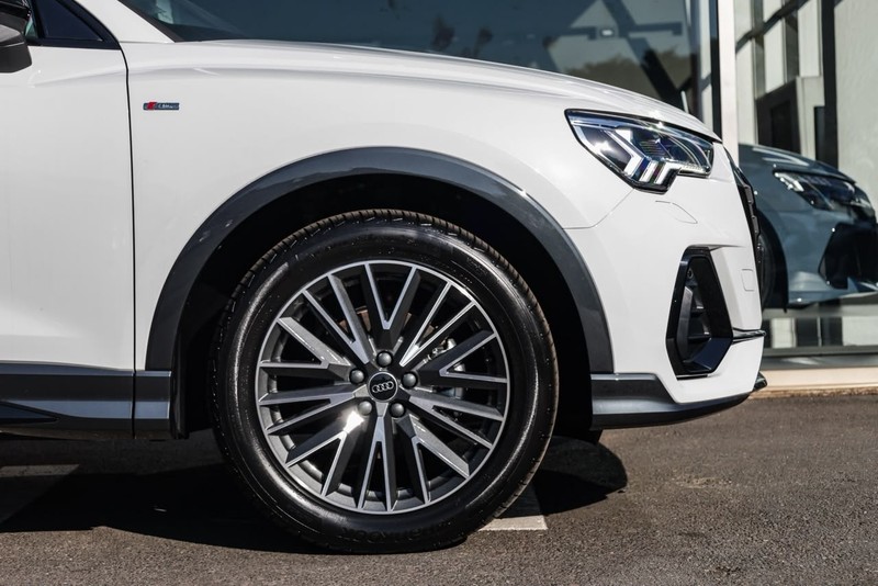 Audi Q3 - Audi Centre Hatfield - Image 3