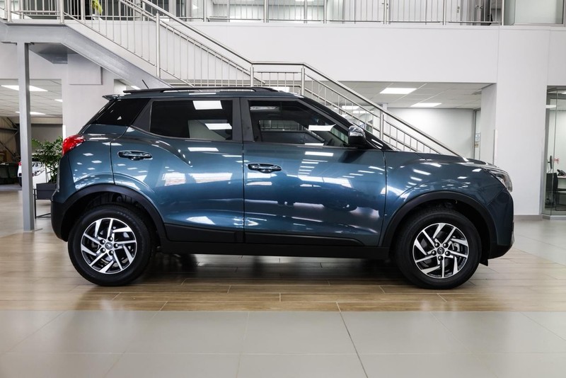 Mahindra XUV300 - Geely Hatfield - Image 7