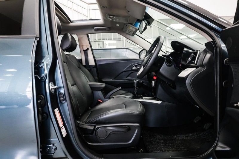 Mahindra XUV300 - Geely Hatfield - Image 11