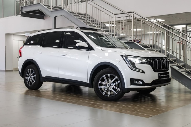 Mahindra XUV700 - Geely Hatfield - Image 1