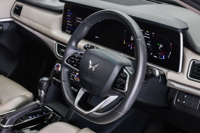 Mahindra XUV700 - Geely Hatfield - Image 14