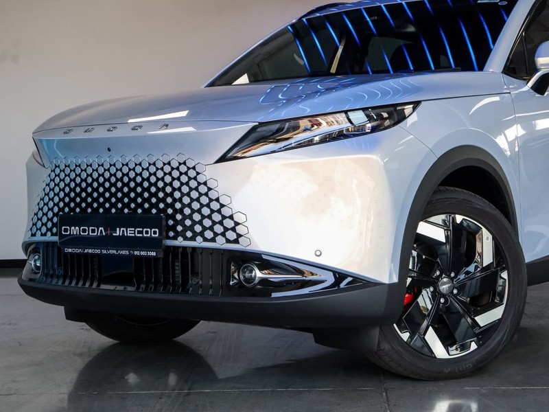 Omoda C7 - OMODA JAECOO Silver Lakes - Image 3