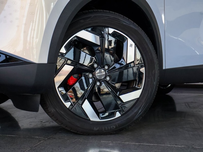 Omoda C7 - OMODA JAECOO Silver Lakes - Image 2
