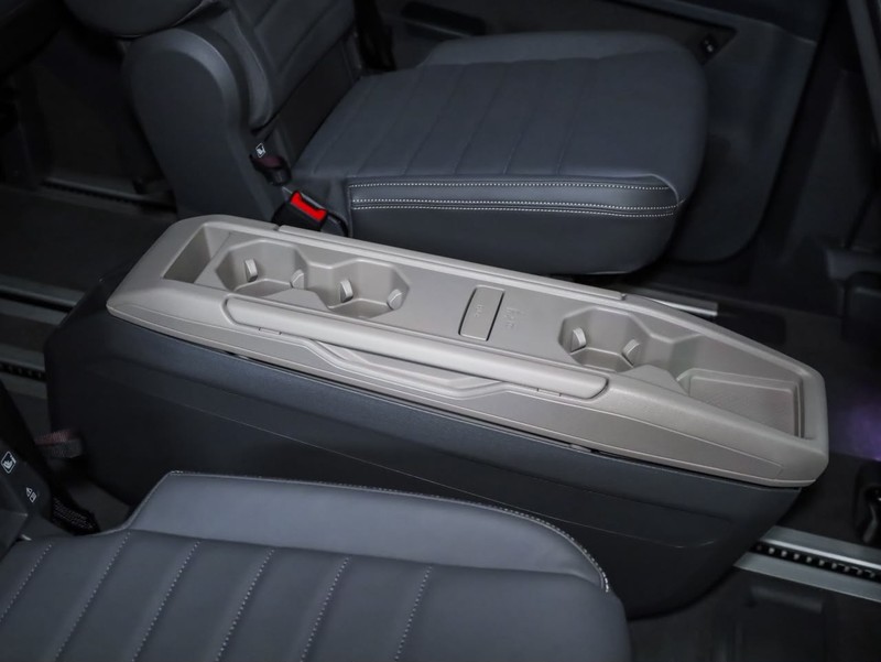 Volkswagen Caravelle - Hatfield VW Bryanston - Image 12