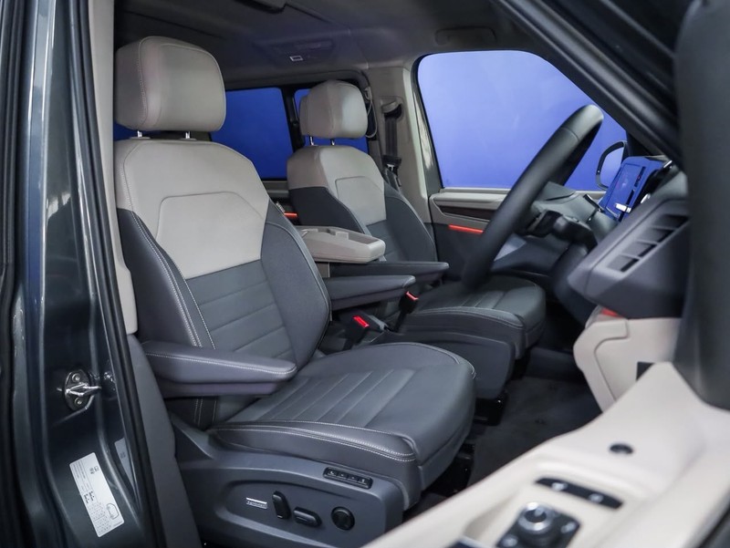 Volkswagen Caravelle - Hatfield VW Bryanston - Image 10