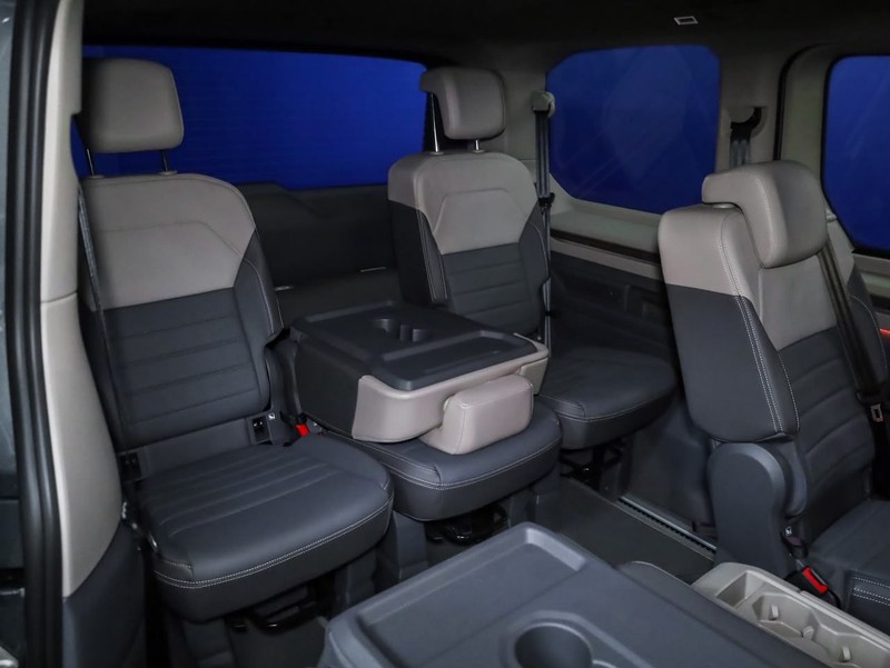 Volkswagen Caravelle - Hatfield VW Bryanston - Image 18