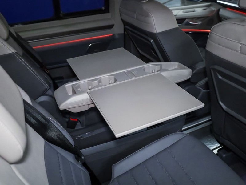 Volkswagen Caravelle - Hatfield VW Bryanston - Image 14