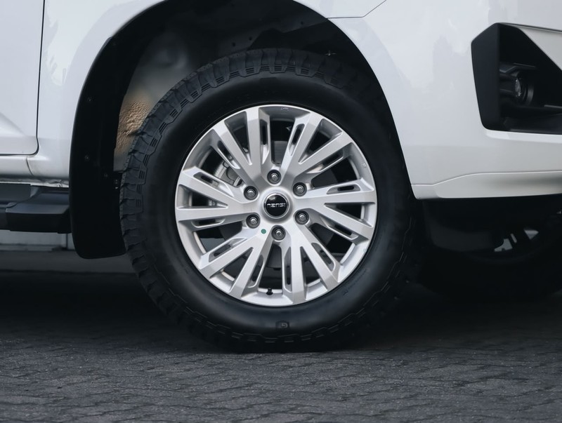 Isuzu D-Max - Isuzu Richards Bay - Image 2