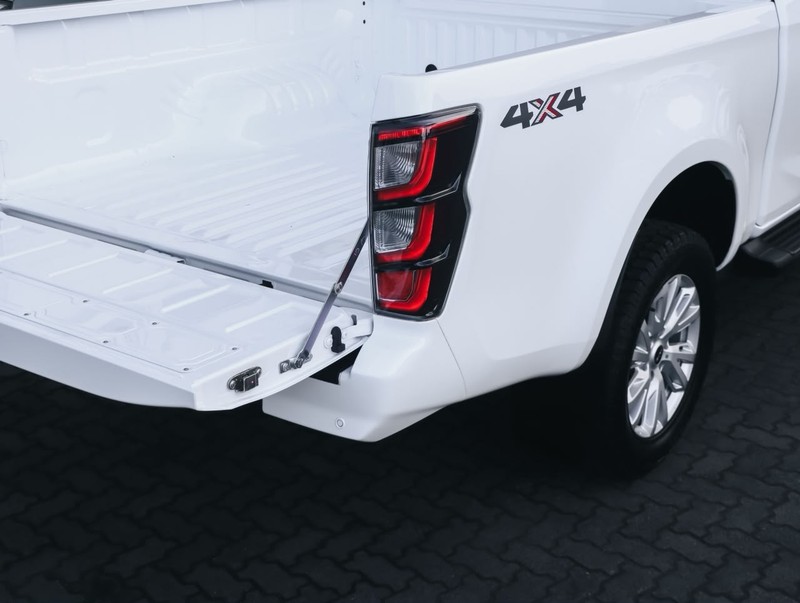 Isuzu D-Max - Isuzu Richards Bay - Image 16