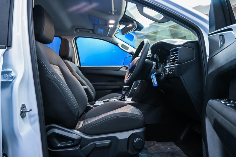 Volkswagen Amarok - Hatfield VW Bryanston - Image 6
