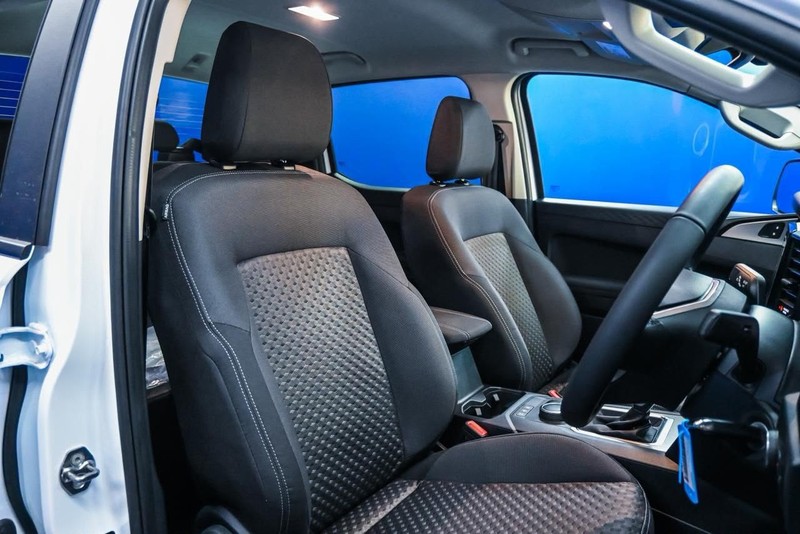 Volkswagen Amarok - Hatfield VW Bryanston - Image 10