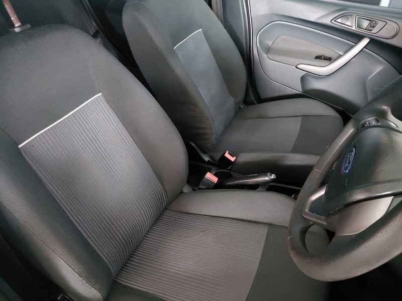 Ford Fiesta - Stiaan Autos (Pty) Ltd - Image 8