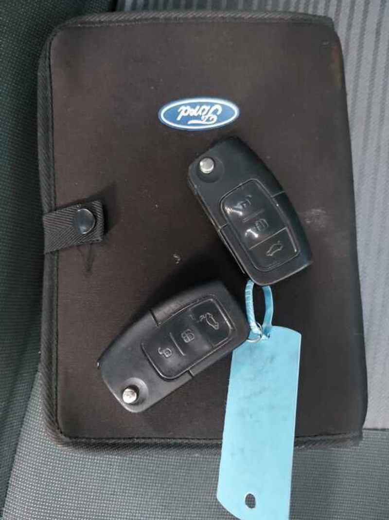Ford Fiesta - Stiaan Autos (Pty) Ltd - Image 15