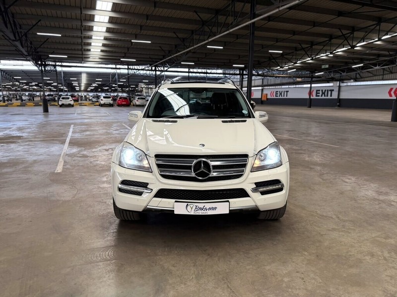 Mercedes-Benz gl-class - Bakwena Auto Sales - Image 2