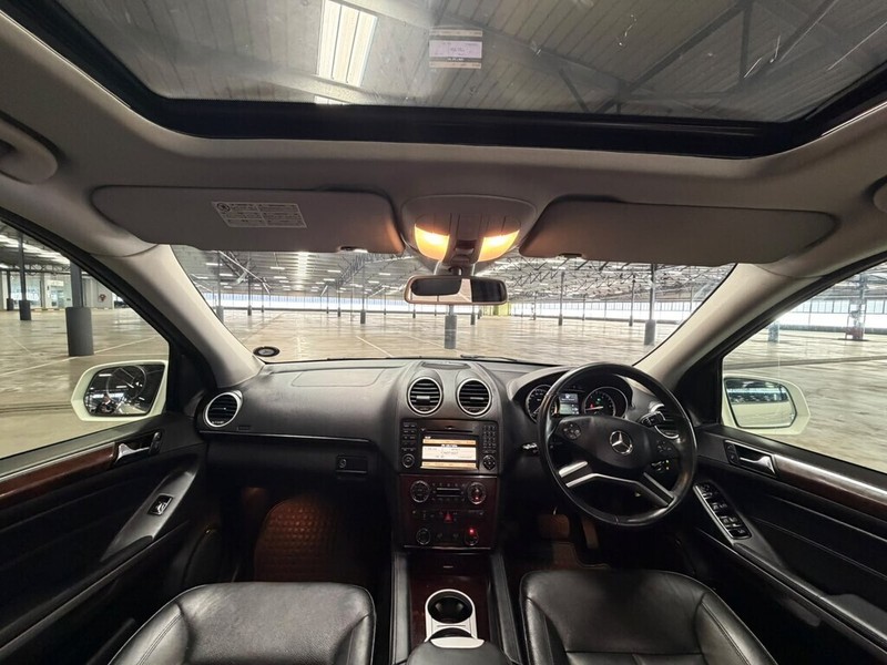 Mercedes-Benz gl-class - Bakwena Auto Sales - Image 12