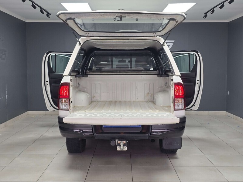 Toyota Hilux - WP Motors - Image 12