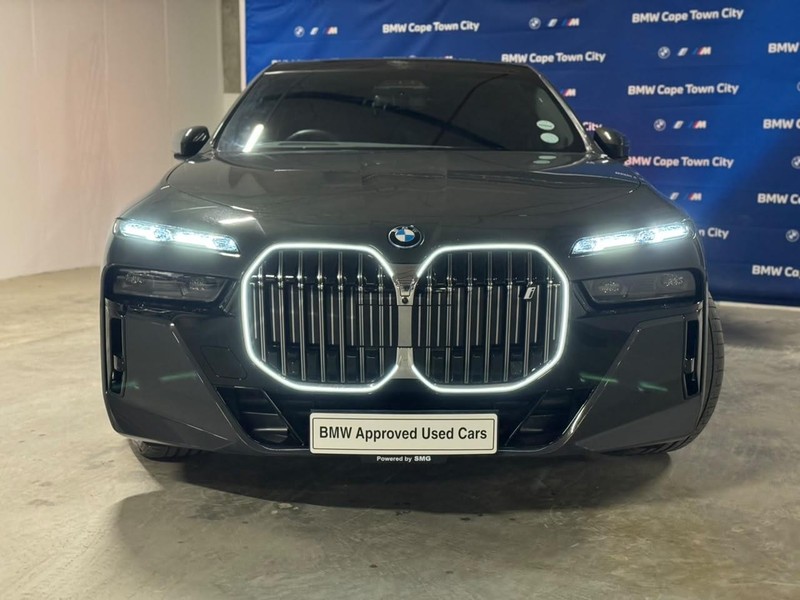 BMW i7 - BMW Cape Town City - Image 4