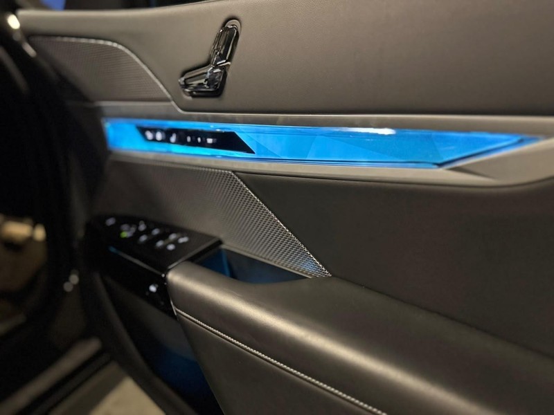BMW i7 - BMW Cape Town City - Image 17