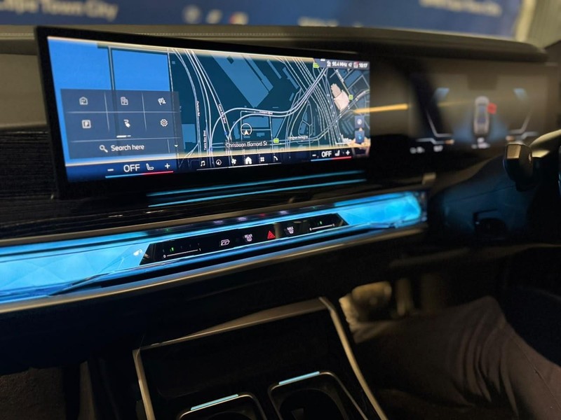 BMW i7 - BMW Cape Town City - Image 16