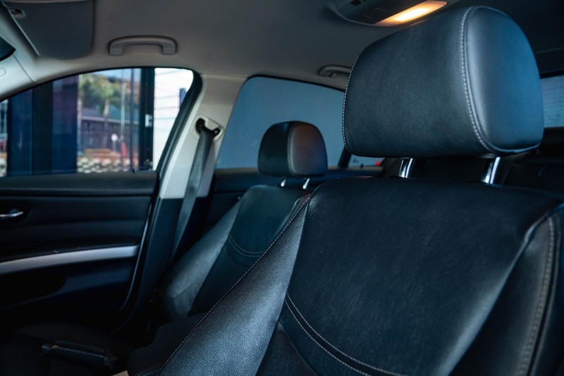 BMW 3 Series - Bruma Nissan - Image 25