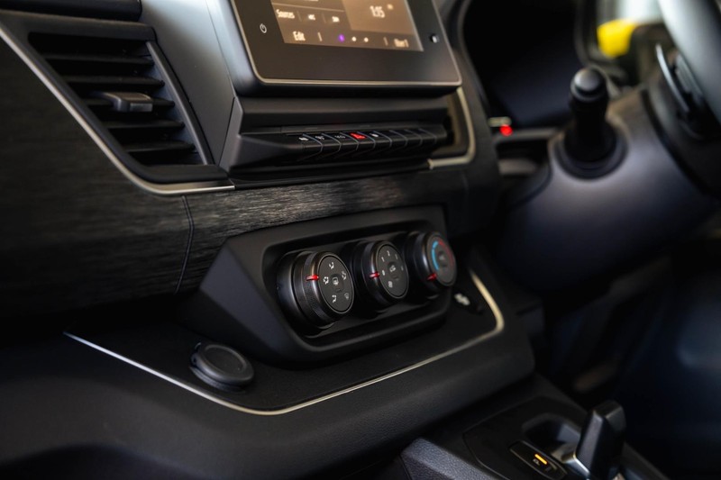 Renault Trafic - Renault Bruma - Image 15