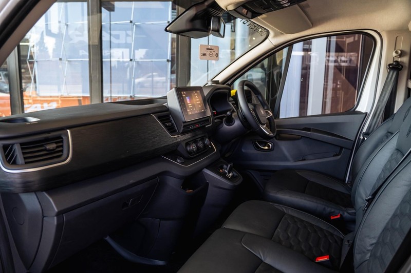 Renault Trafic - Renault Bruma - Image 24