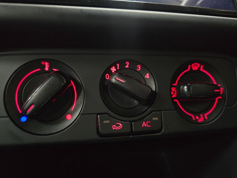 Volkswagen Polo Vivo - Hatfield VW Northcliff - Image 14